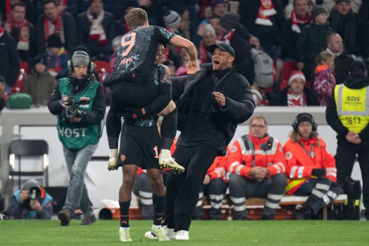  19-20賽季以來，拜仁是唯一每個賽季都進入歐冠1/4決賽的球隊