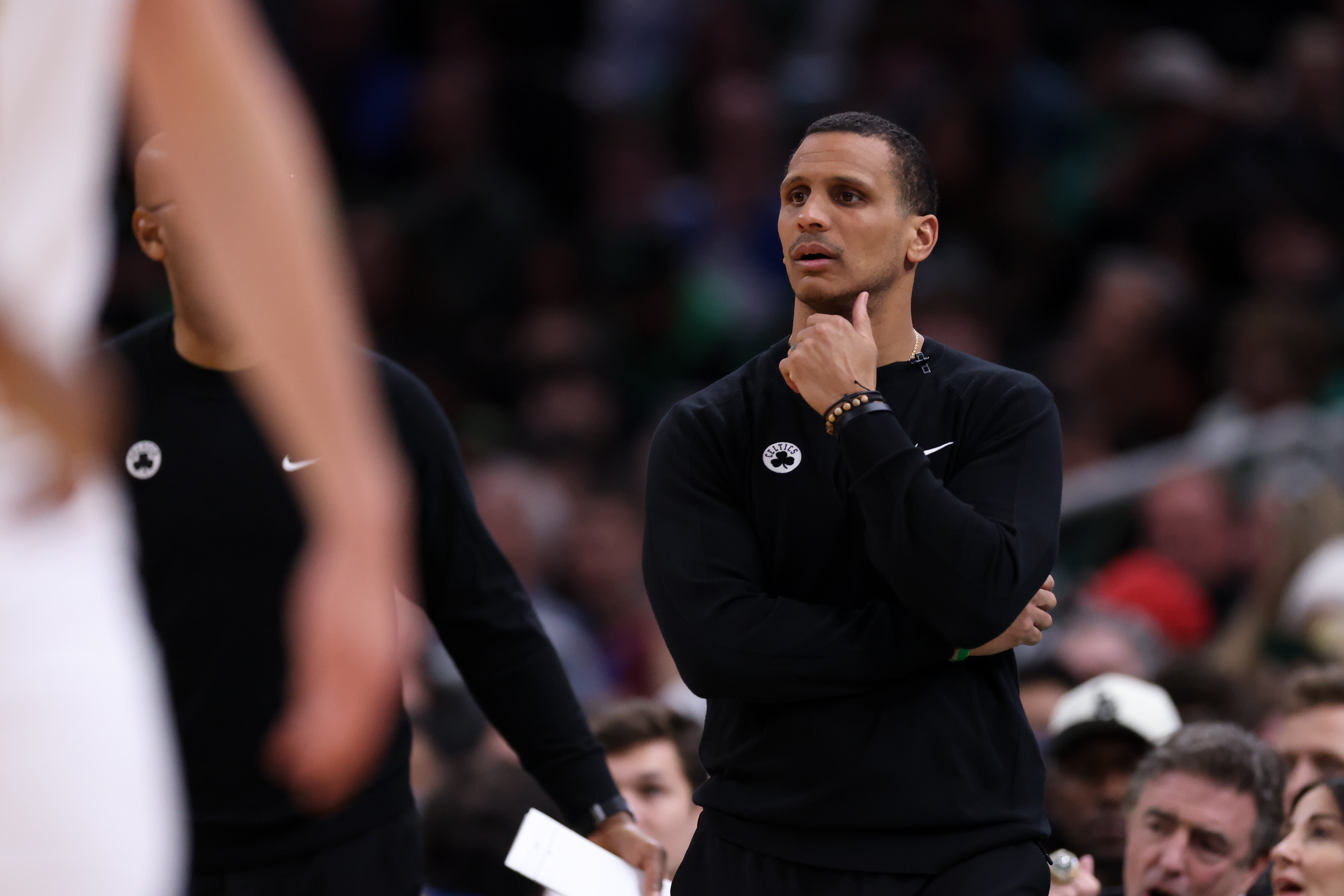  對(duì)比明顯！凱爾特人全場(chǎng)扔了63記三分 雷霆?jiǎng)t只出手37個(gè)