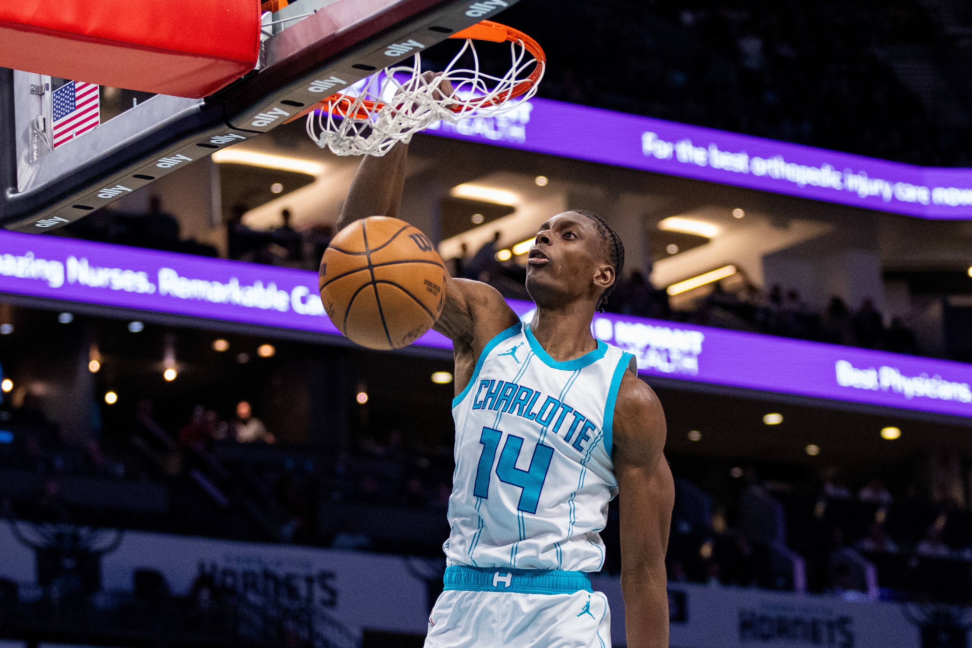  黃蜂主帥談迪亞巴特受傷：很難受 他為球隊(duì)帶來(lái)了競(jìng)爭(zhēng)精神