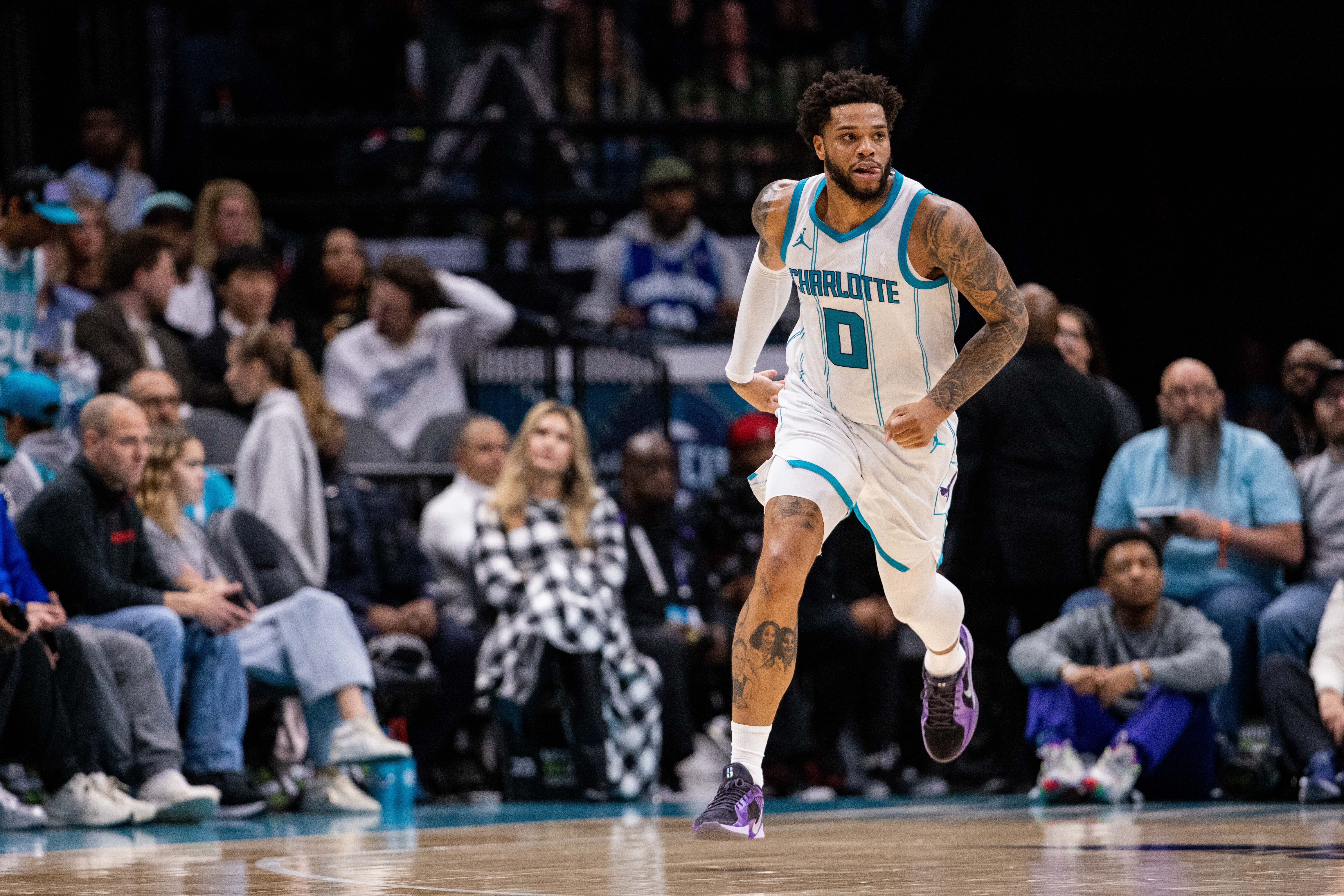  正負(fù)值+20全場(chǎng)最高！小橋17中6拿到15分10板4助