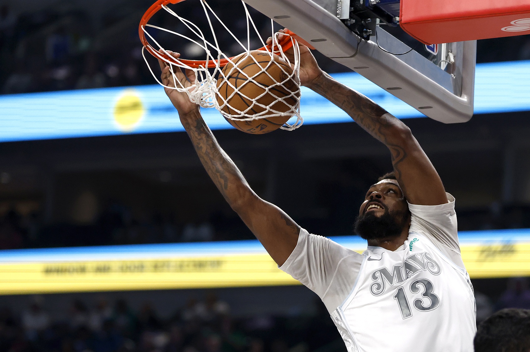  燃燒自己！馬紹爾過去3場場均28.3分12.3板4.7助 真實(shí)命中率60.7%