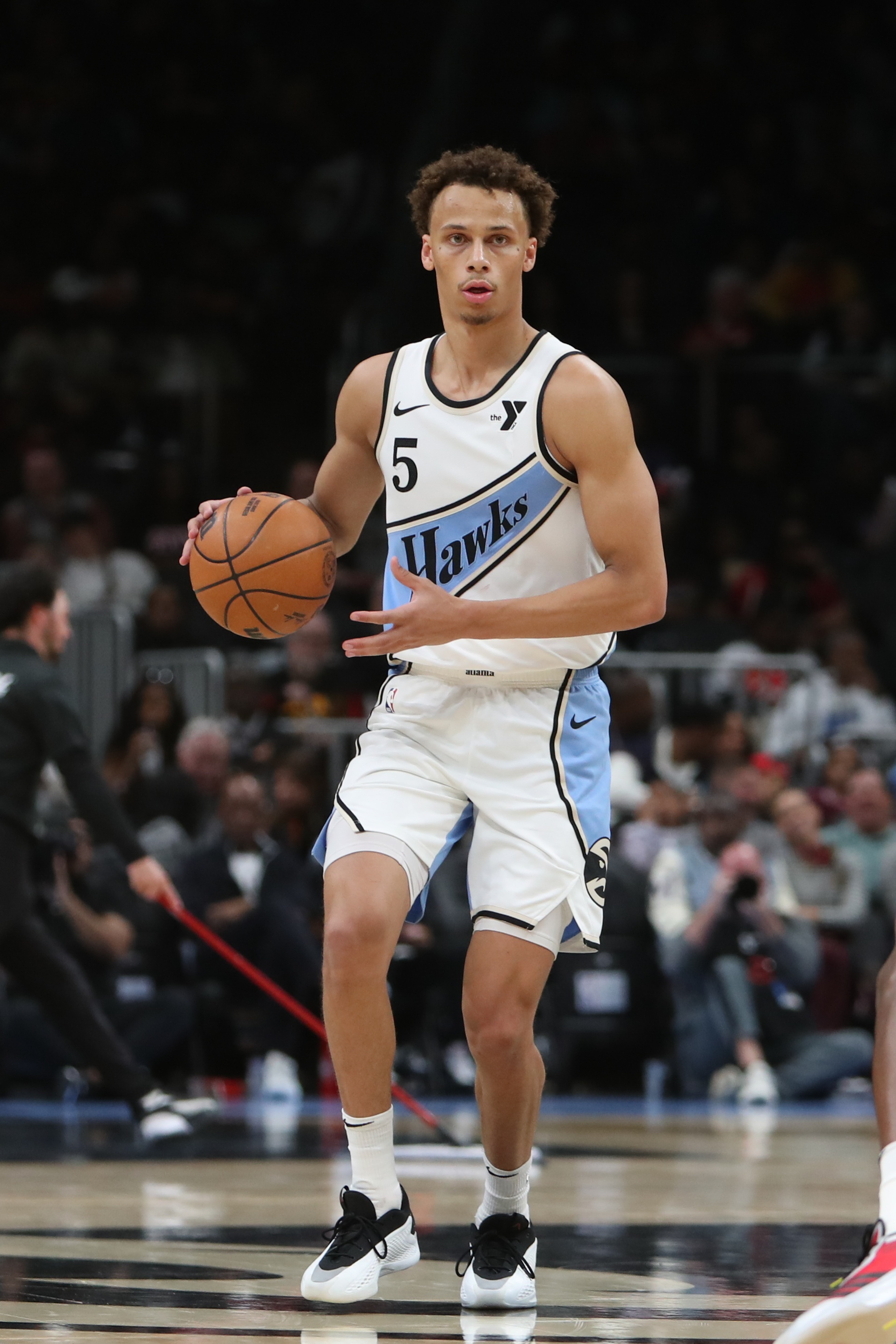  攻防都挺猛！丹尼爾斯高效9中5得12分11板6助3斷