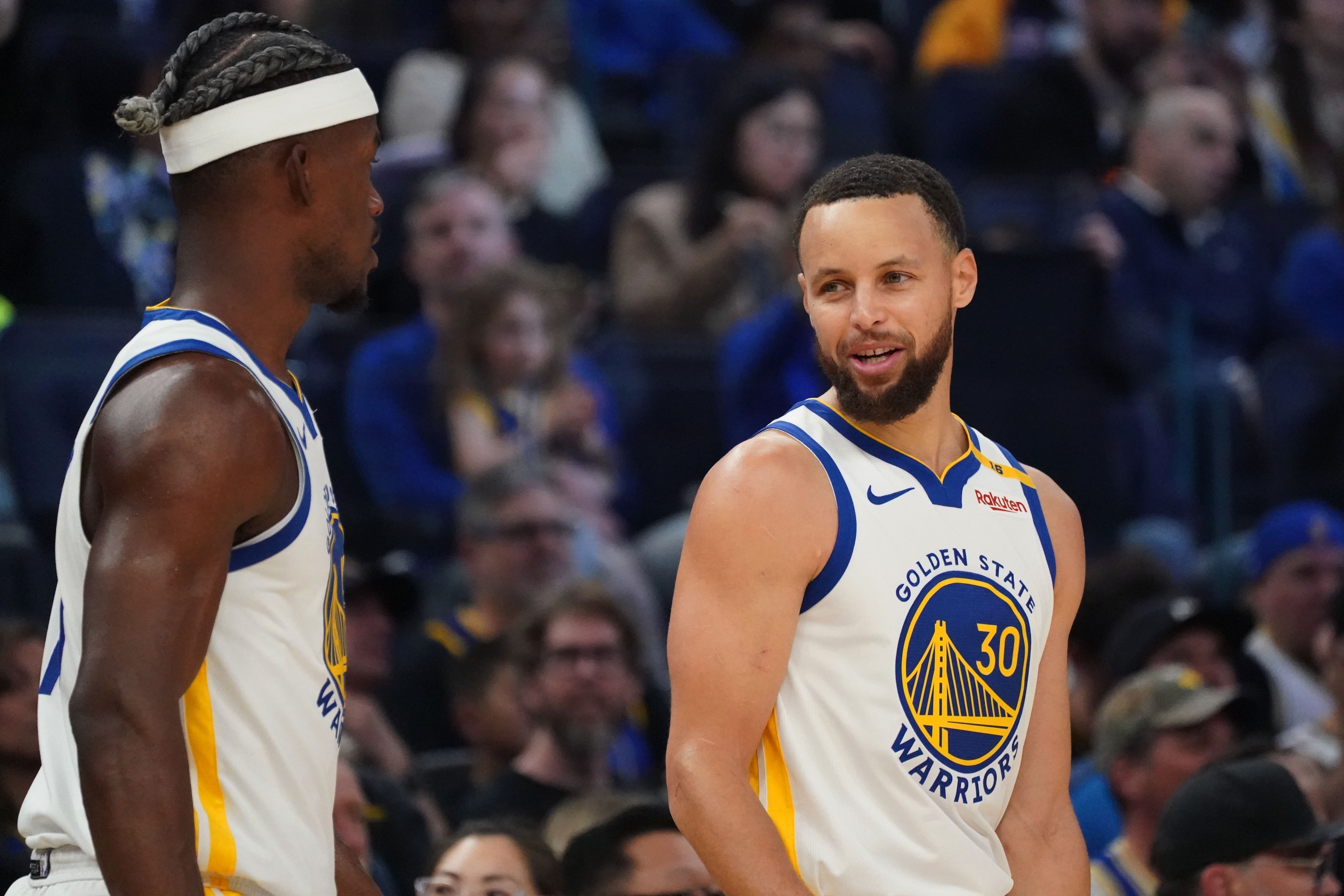  巴特勒有怪癖？庫(kù)里：我們見(jiàn)過(guò)很多 來(lái)這里上場(chǎng)打球就沒(méi)問(wèn)題