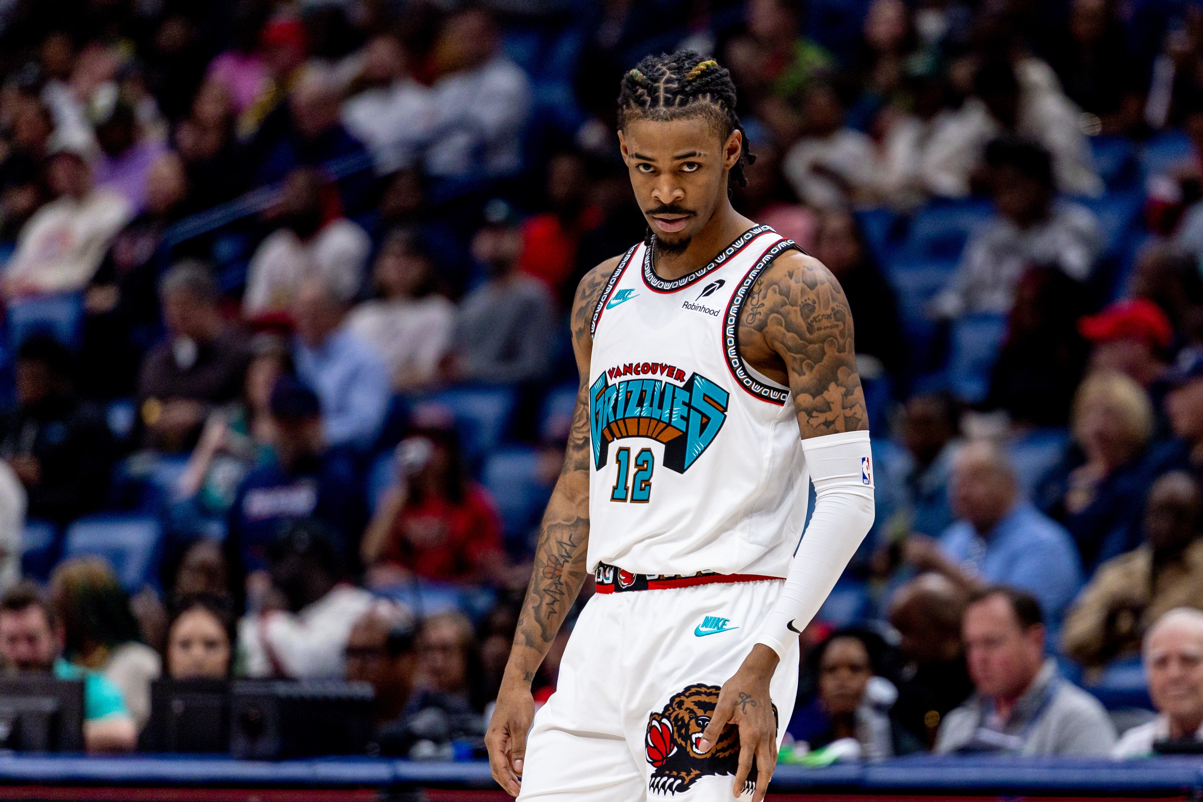  穩(wěn)定輸出！莫蘭特半場8中4拿到12分3助 正負(fù)值+4