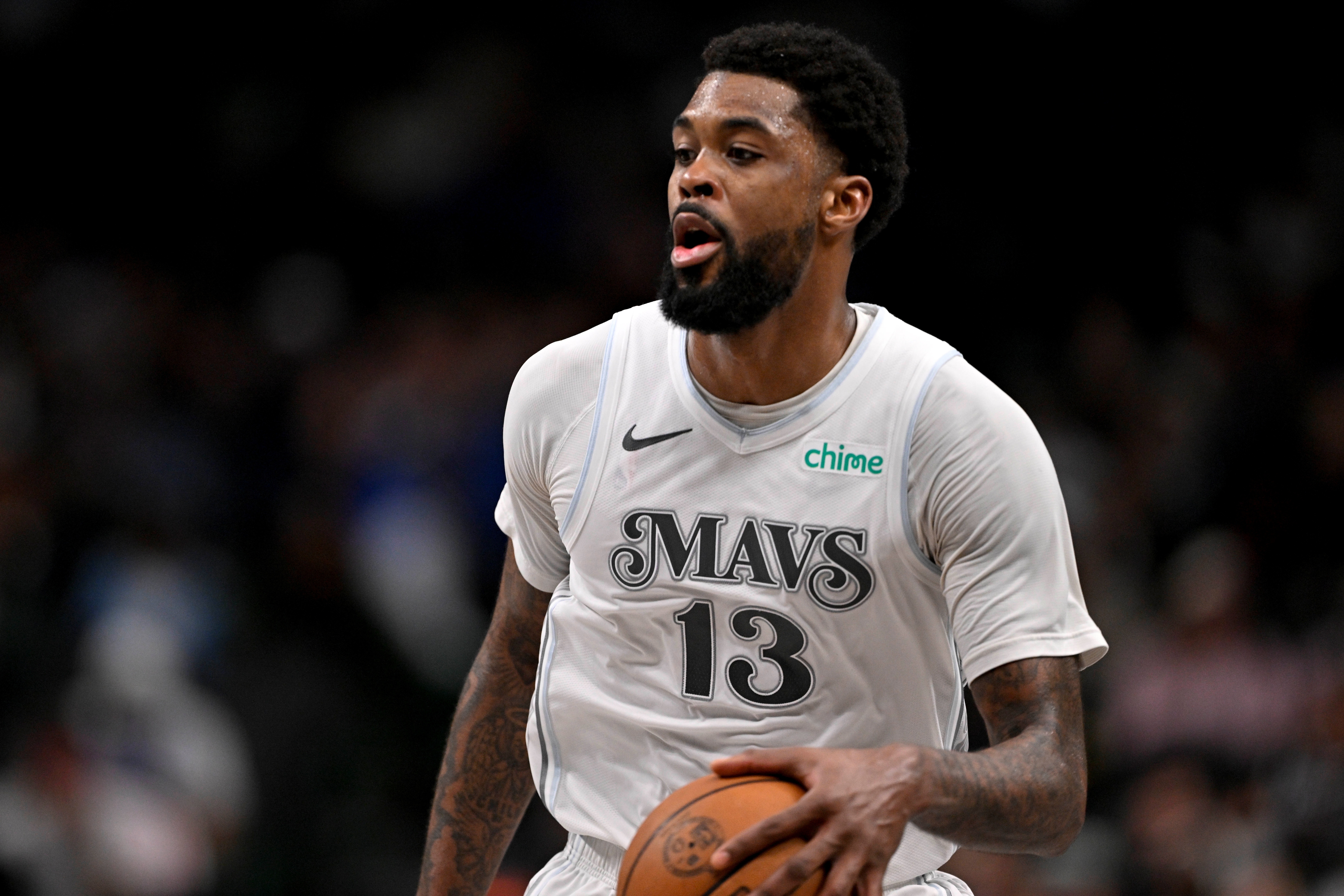  狀態(tài)延續(xù)！馬紹爾上半場(chǎng)11投6中得到13分1籃板2助攻