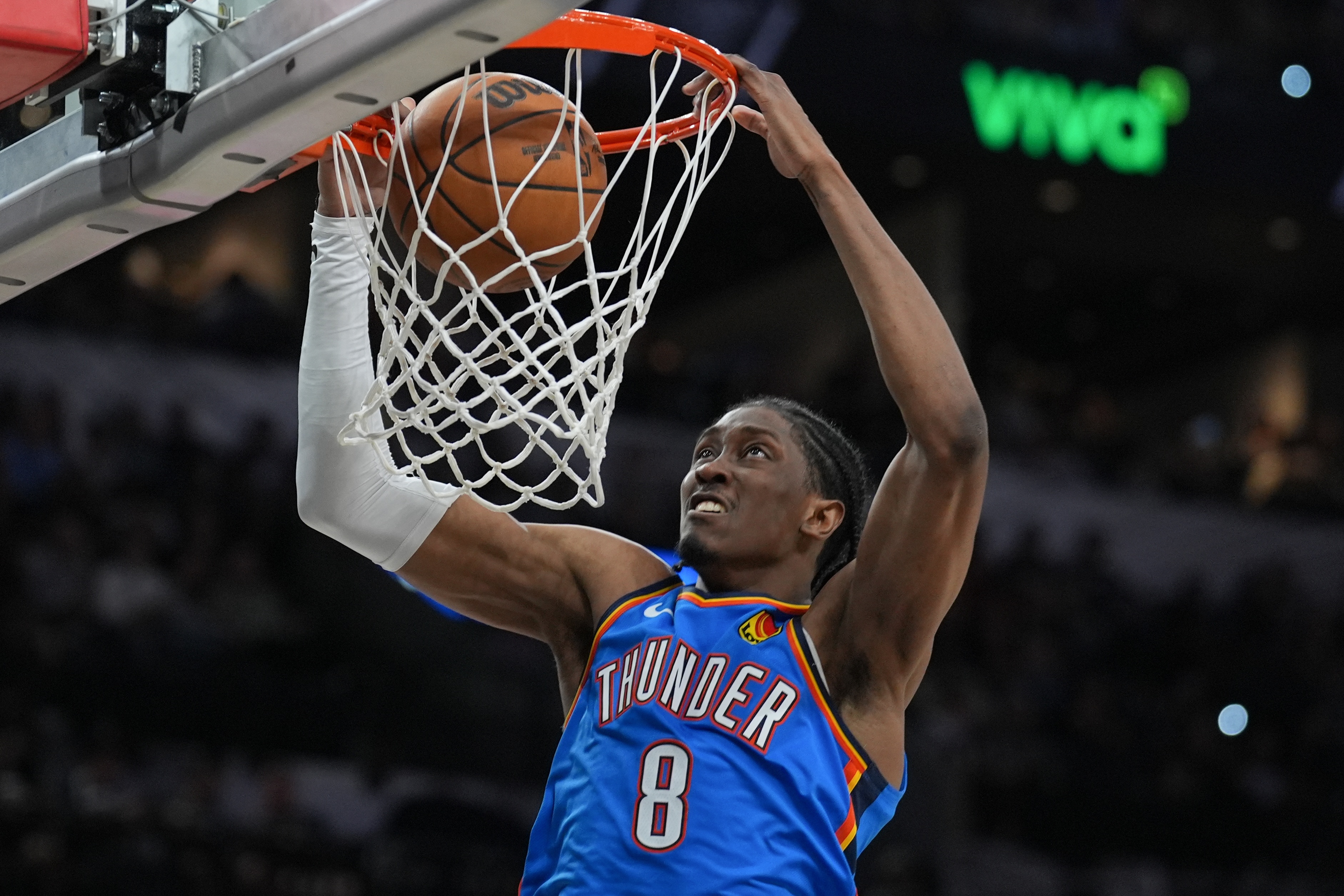  兩度帶隊(duì)掀起攻勢！杰倫威14中7拿18分6助&第三節(jié)10分 正負(fù)值+10