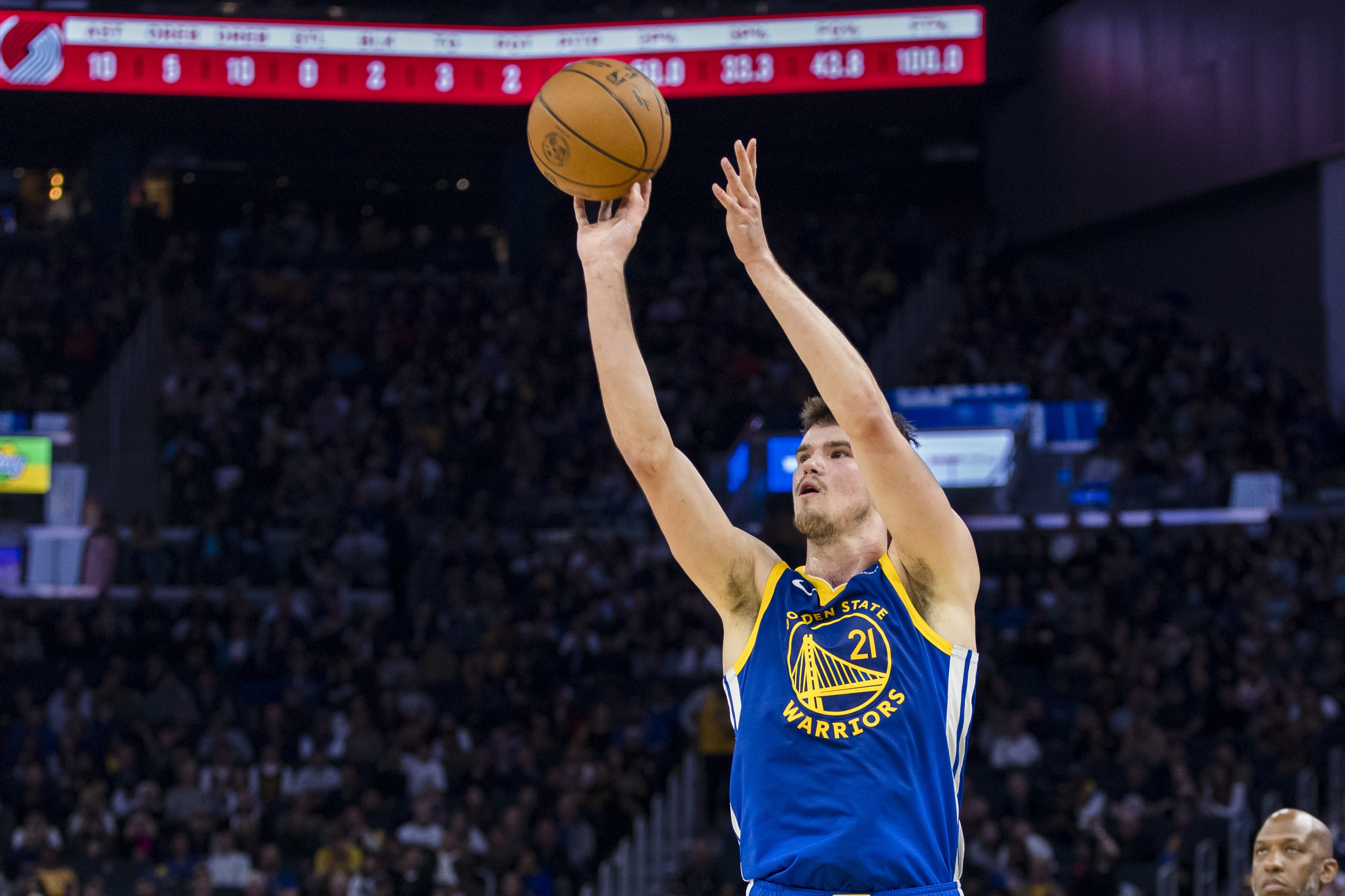  真是個射手！波斯特半場三分7投4中得12分 沒有兩分球出手