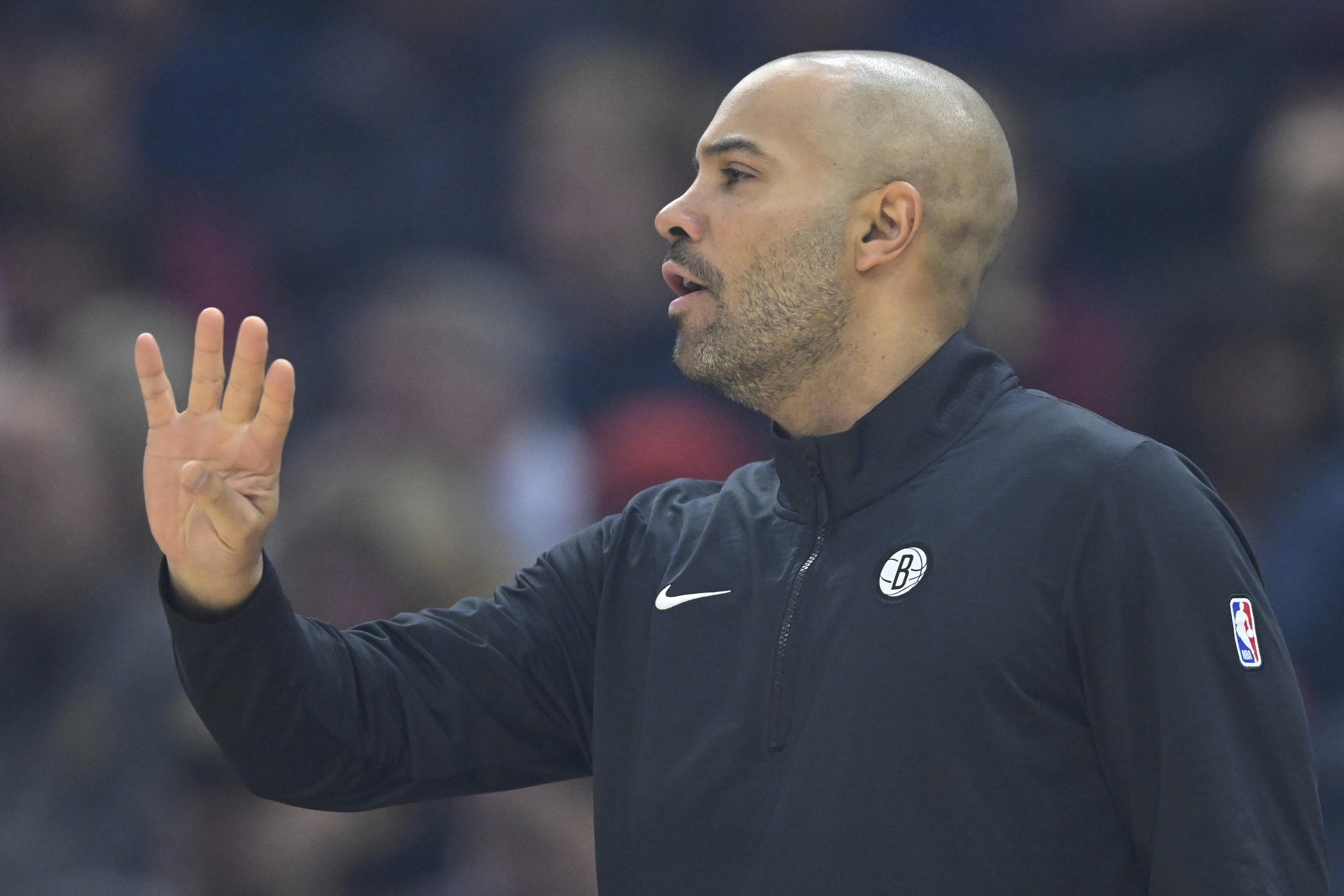  球隊(duì)打出21-2攻擊波！籃網(wǎng)主帥：我們永不放棄 為球員們感到驕傲