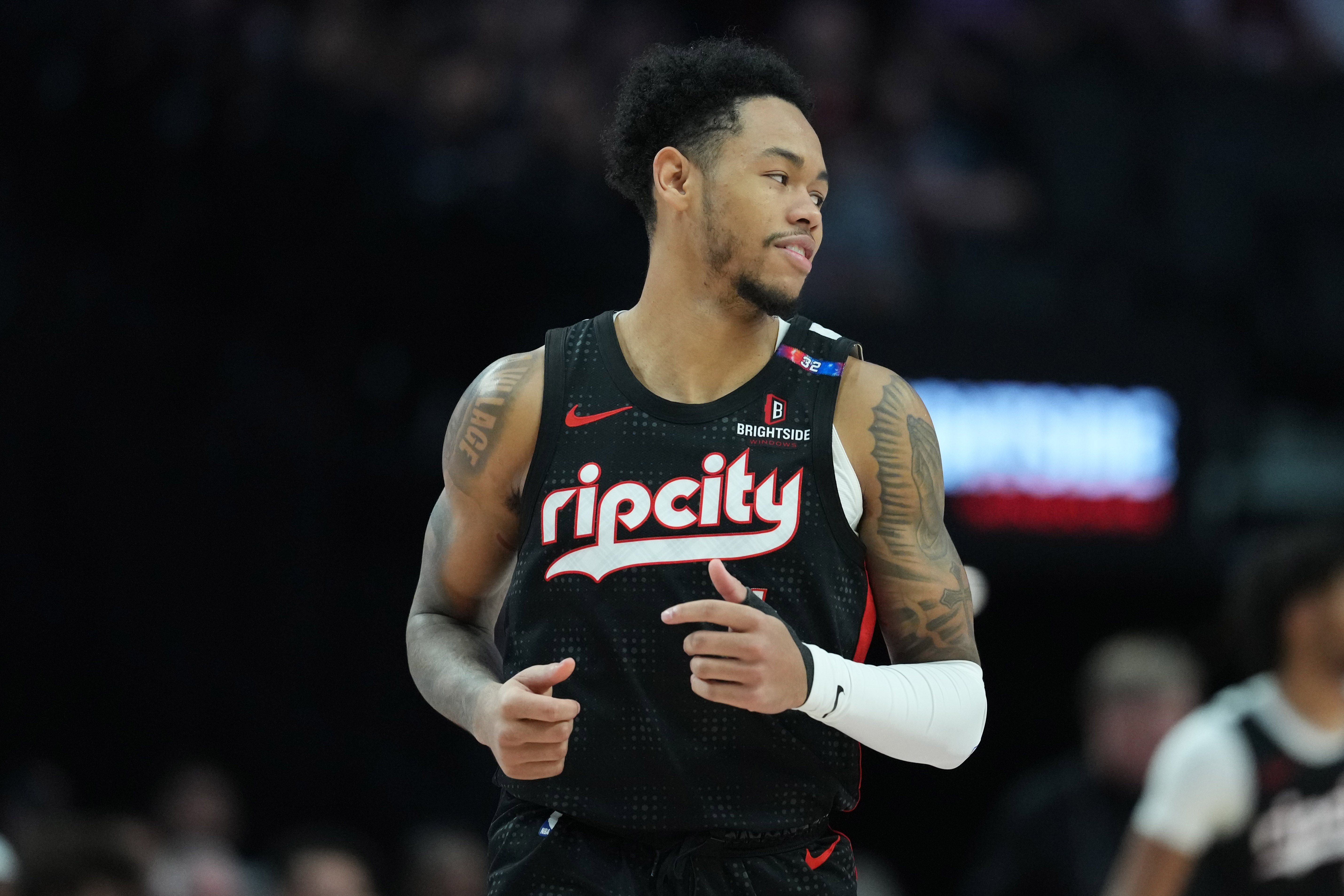  瘋狂出手！安芬尼-西蒙斯24投8中得22分5板3助 正負值為+23