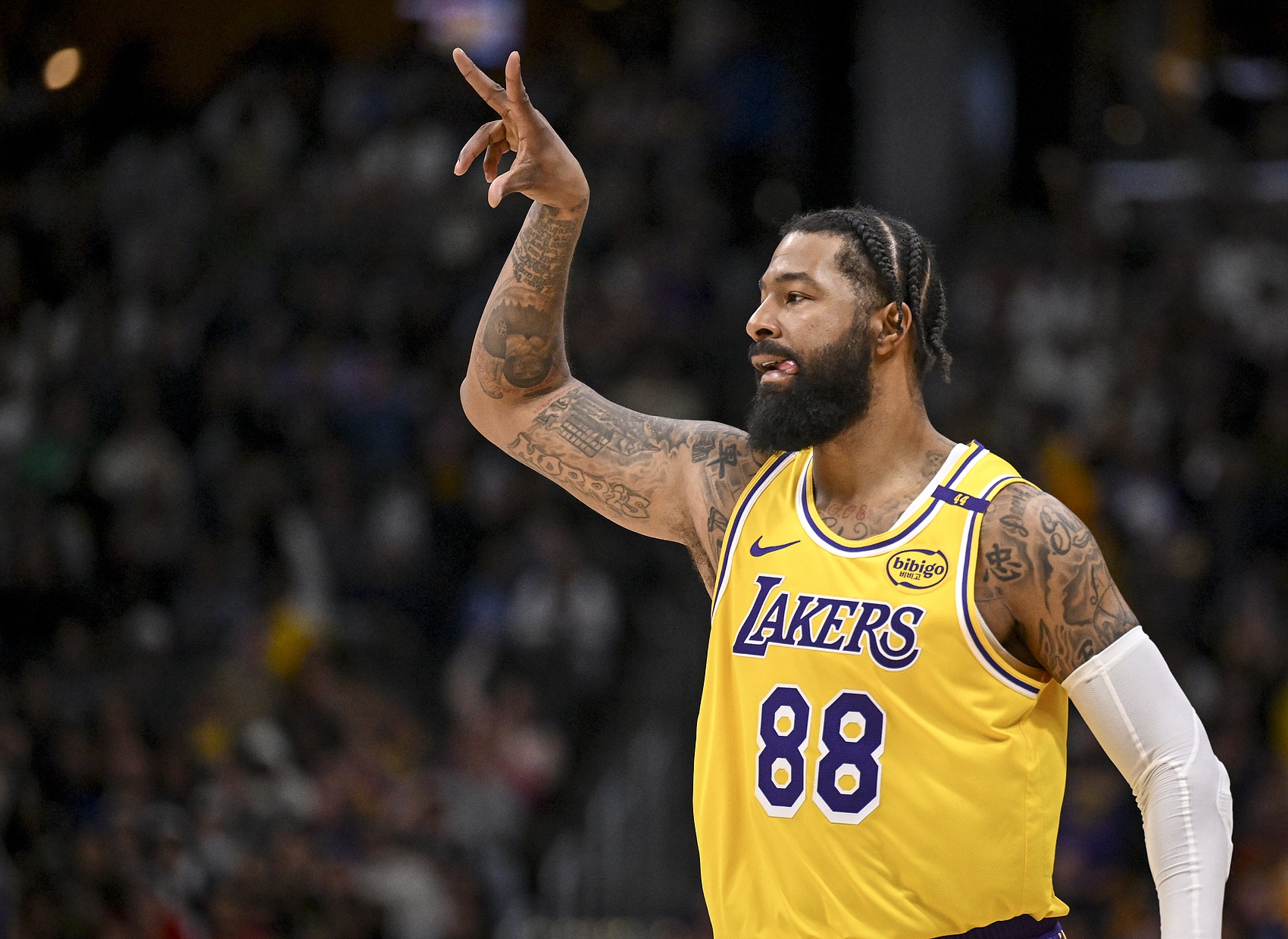  7人缺陣！湖人VS雄鹿首發(fā)：大莫 克內(nèi)克特 海斯 文森特 古德溫