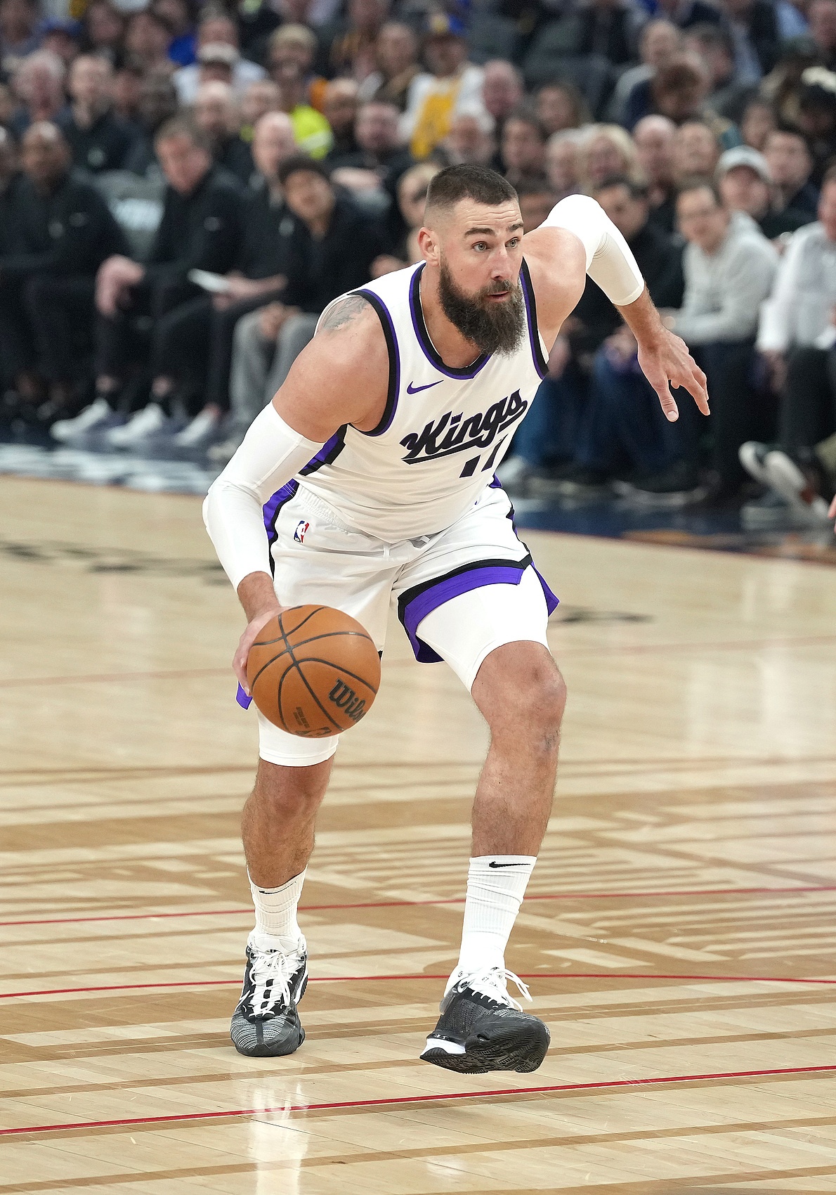  效率挺高但難挽敗局！瓦蘭11中8得到18分7板1助