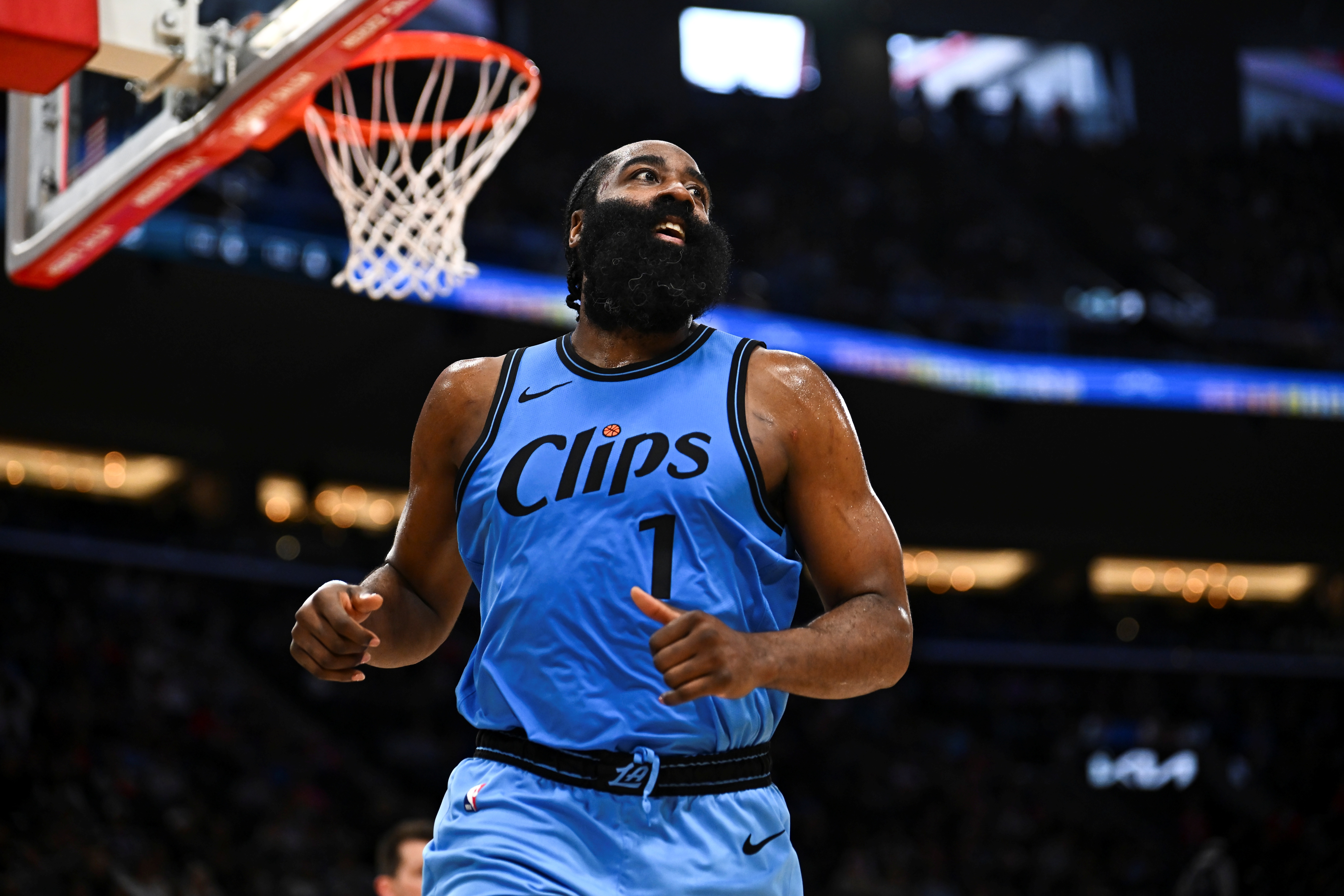  哈登近8戰(zhàn)場均29.1分6.3板9.3助&總助攻三分同期第一 快船7勝1負