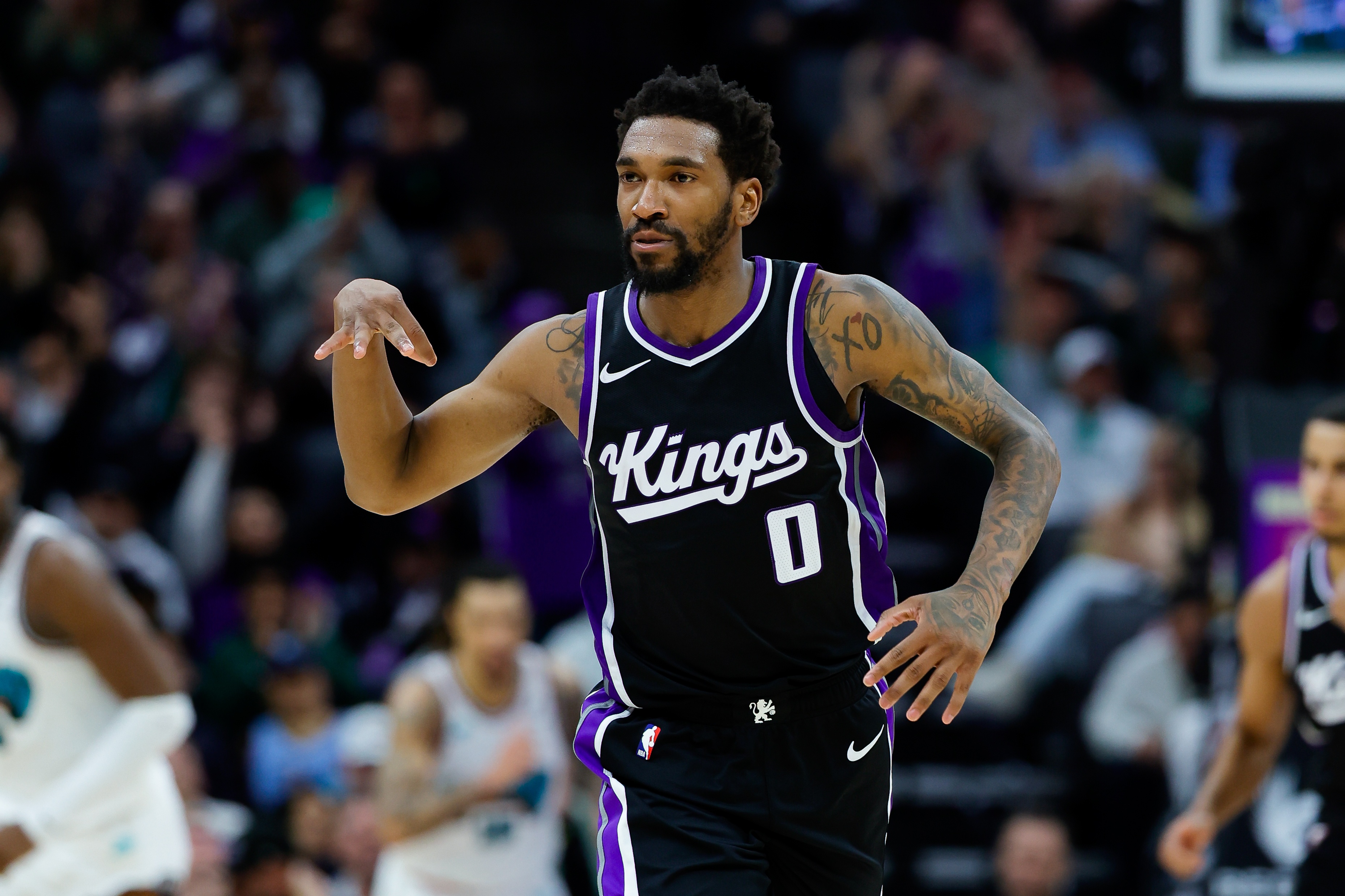  絕對(duì)功臣！蒙克18中8得22分6板8助2斷1帽 三分7中4