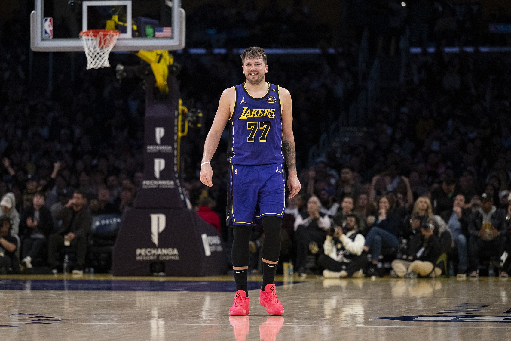  東契奇成為自2012-13賽季科比后 湖人單賽季30+場次數(shù)最多的后衛(wèi)