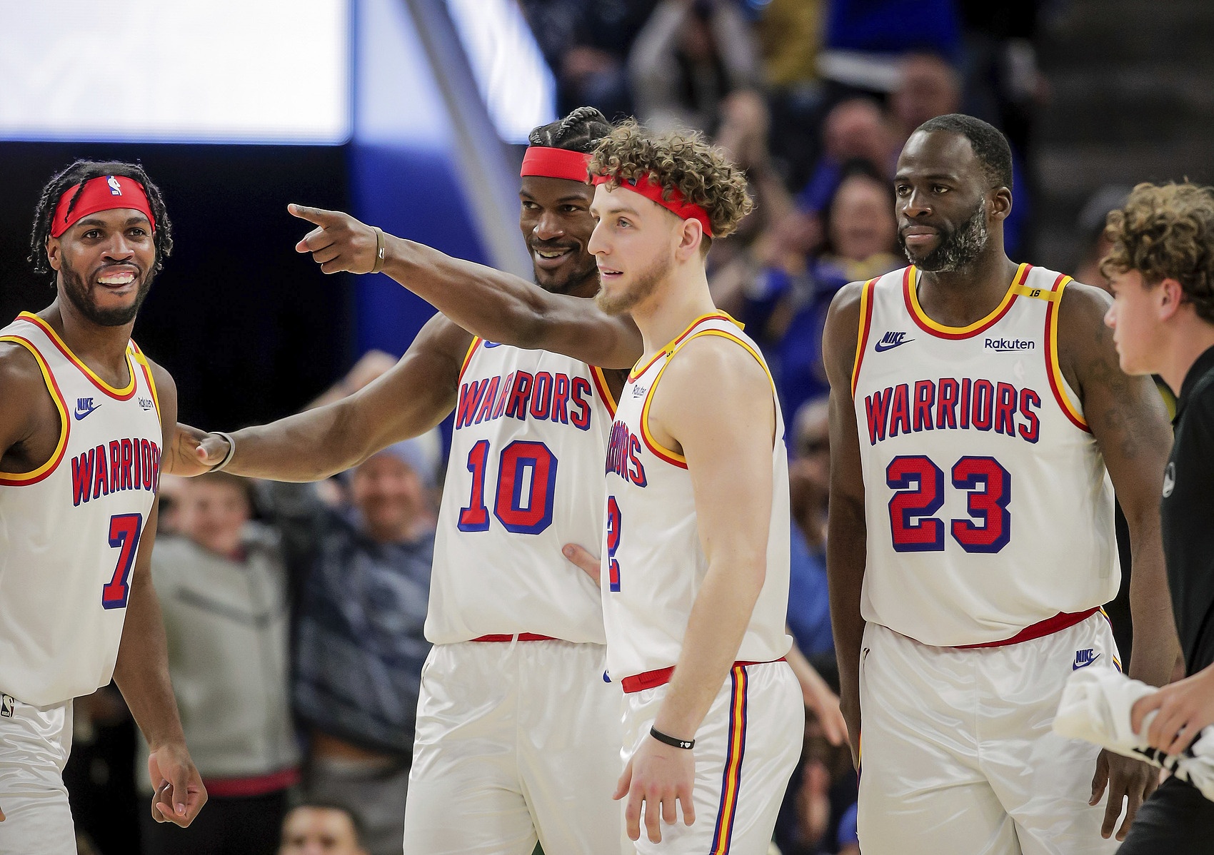  酣暢淋漓！勇士今日得分、助攻、搶斷和快攻得分均創(chuàng)賽季新高！