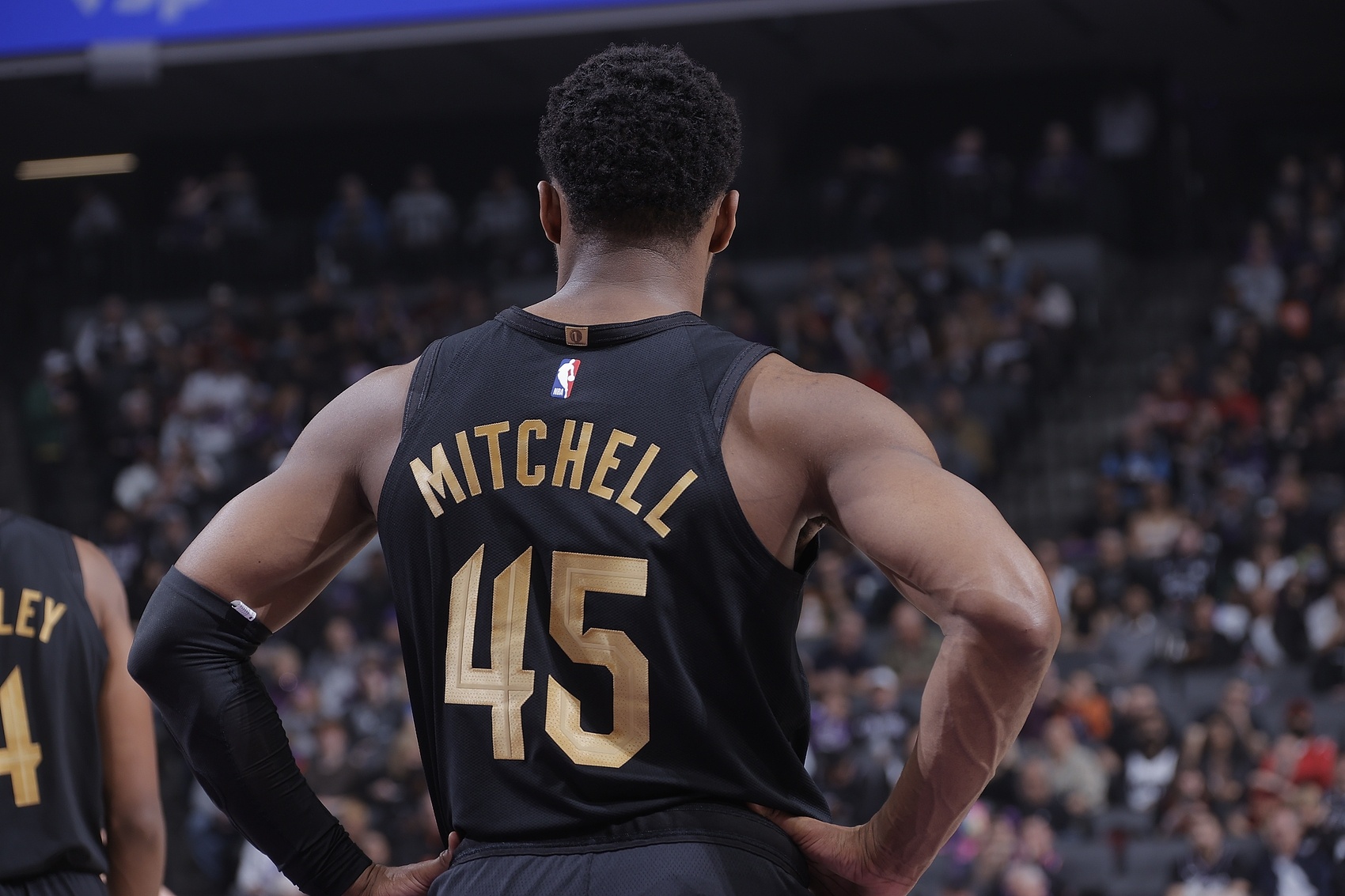  這狀態(tài)迎接季后賽？米切爾復出后4場兩率29.6%&16.2% 騎士4連敗