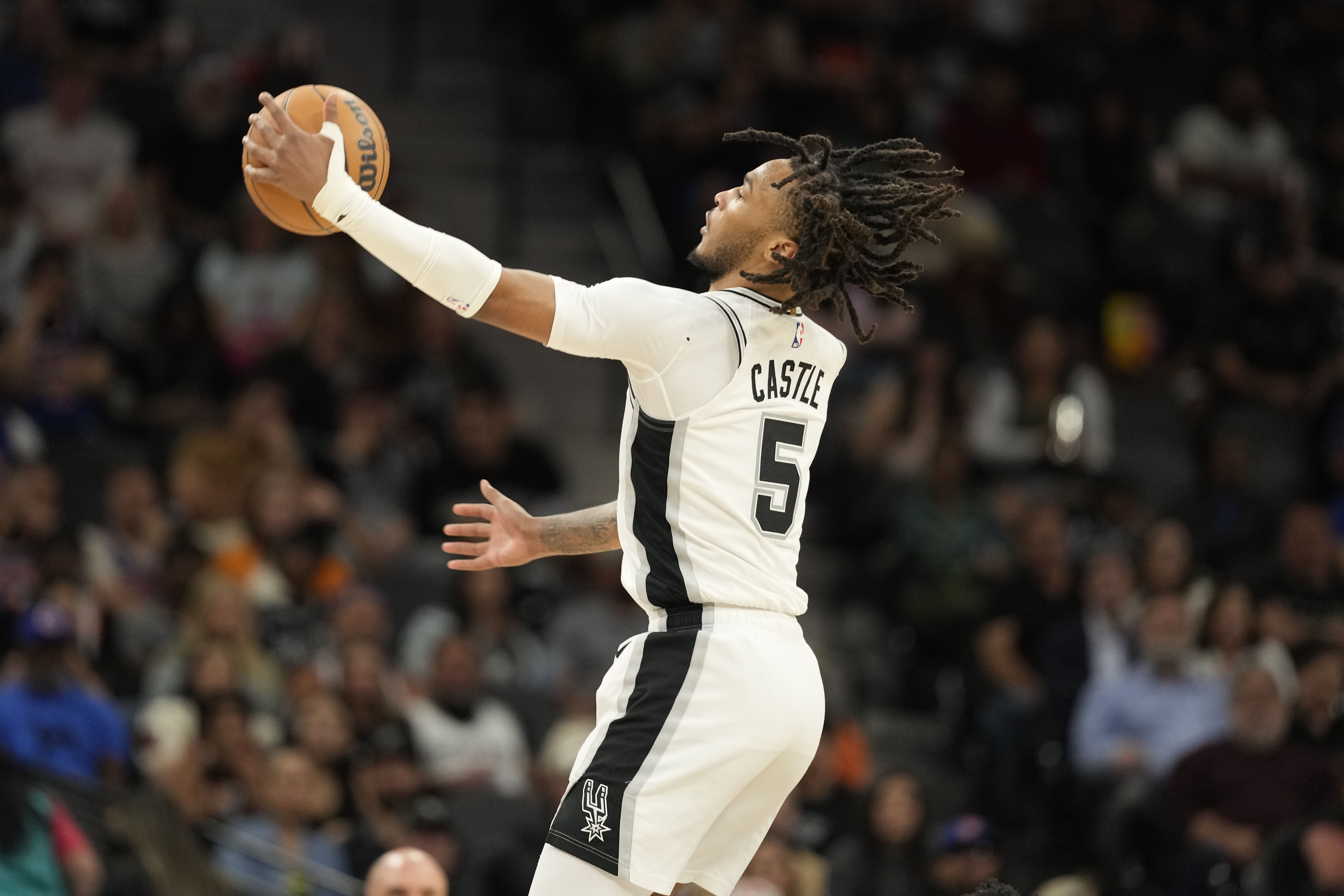  卡斯?fàn)栒勑滦阗惣荆哼@是很棒的一個賽季 不過我本可以打得更好