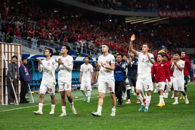  足球報(bào)：印尼6人身背黃牌，主場與巴林戰(zhàn)平對(duì)國足是最理想結(jié)果