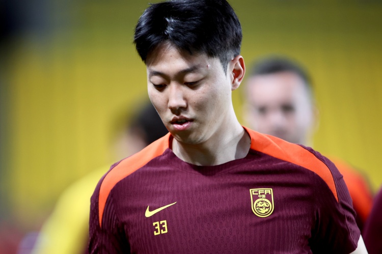  狀態(tài)大受影響？足球報(bào)：國(guó)腳在聯(lián)賽綜合出場(chǎng)率只有47.4%