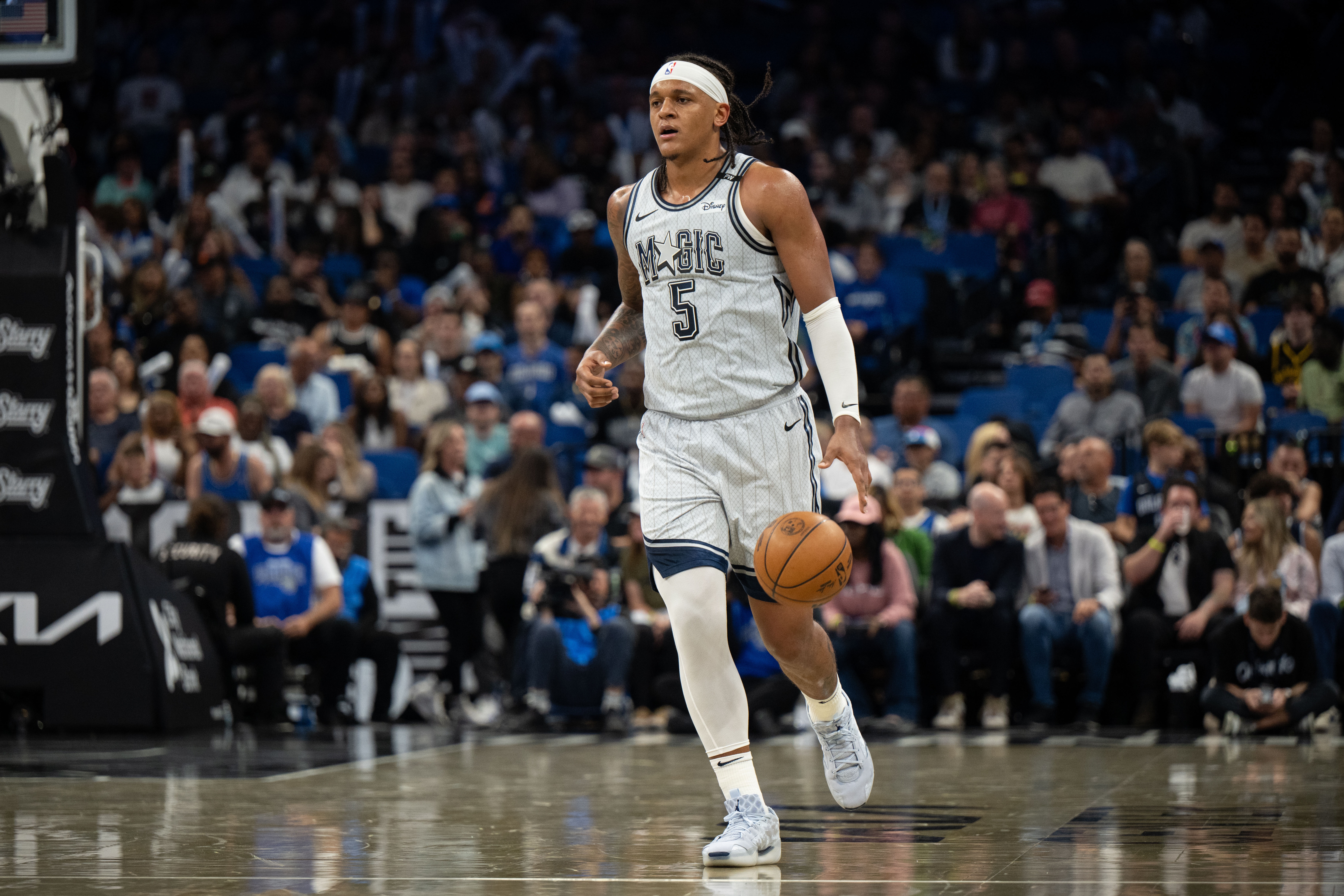  三節(jié)打卡！班凱羅19中9拿到24分6板6助1斷 正負值+22