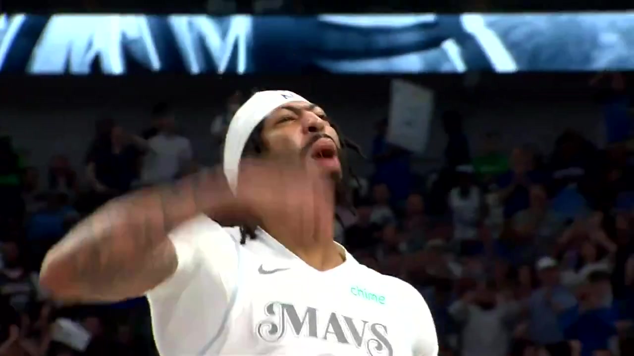  也是老對手了！詹姆斯和巴特勒賽后擁抱致意